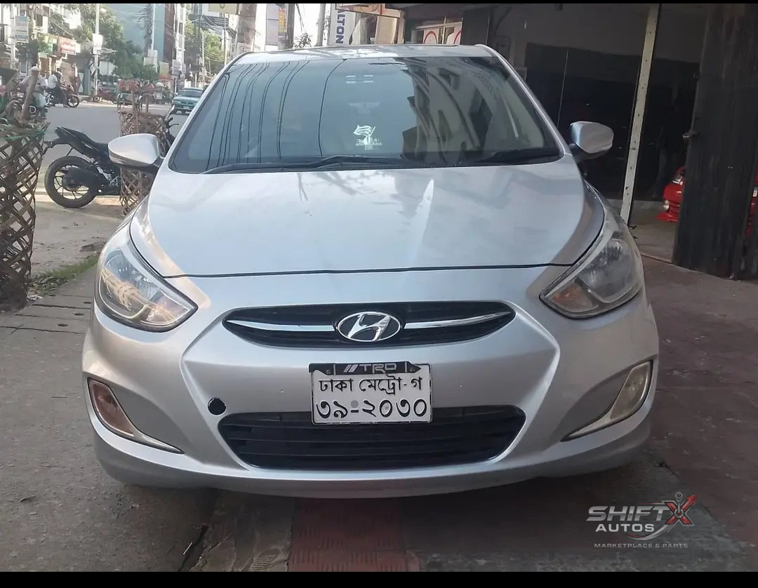Hyundai Accent Blue 2015