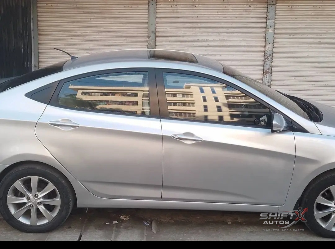 Hyundai Accent Blue 2015