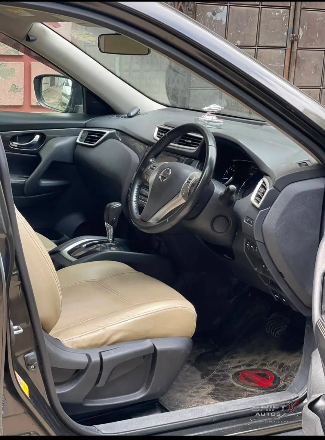 Nissan X-trail mode premier Autech (Haybrid)