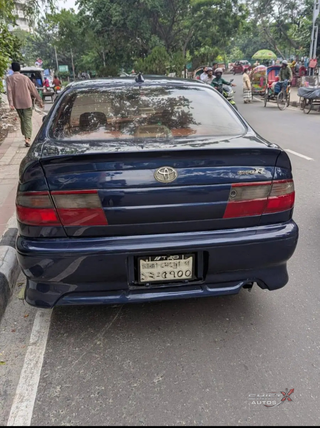 Toyota  Corolla  select  Saloon  1994