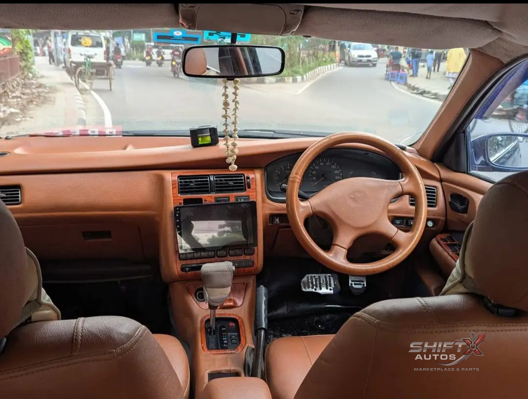 Toyota  Corolla  select  Saloon  1994