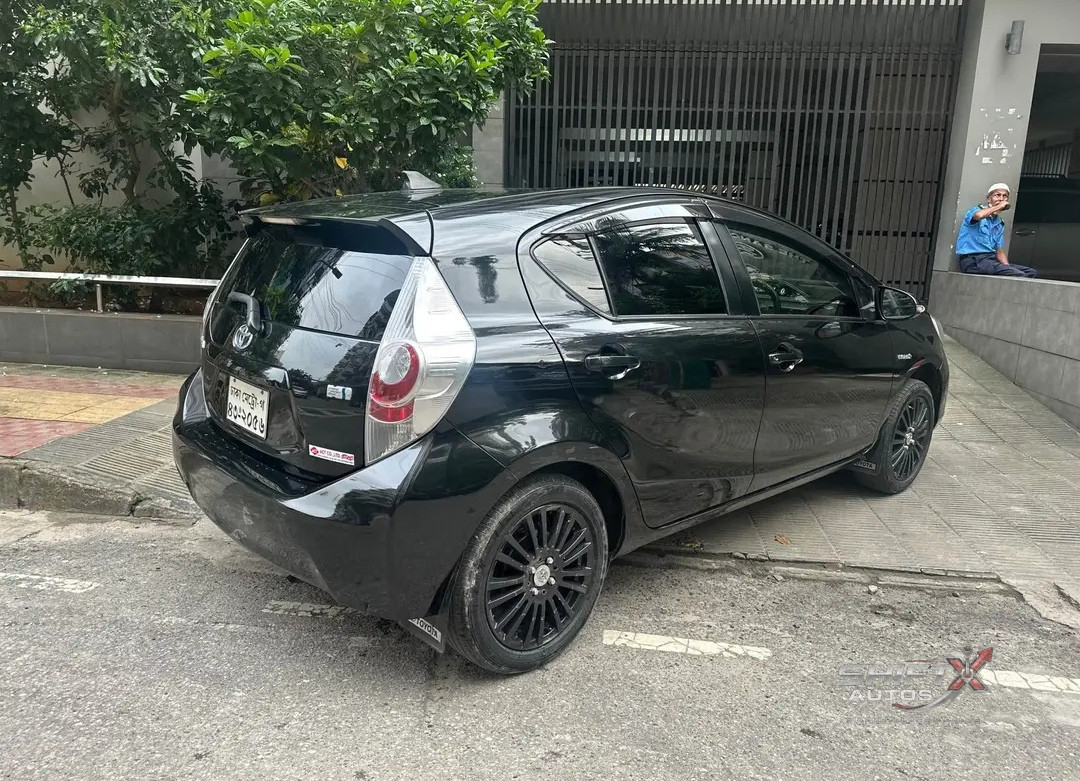 Toyota Aqua G LED pkg 2014 Hybrid