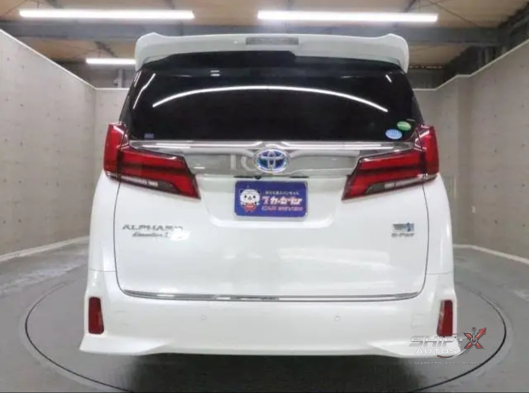 Alphard 2021 exclusive lounge