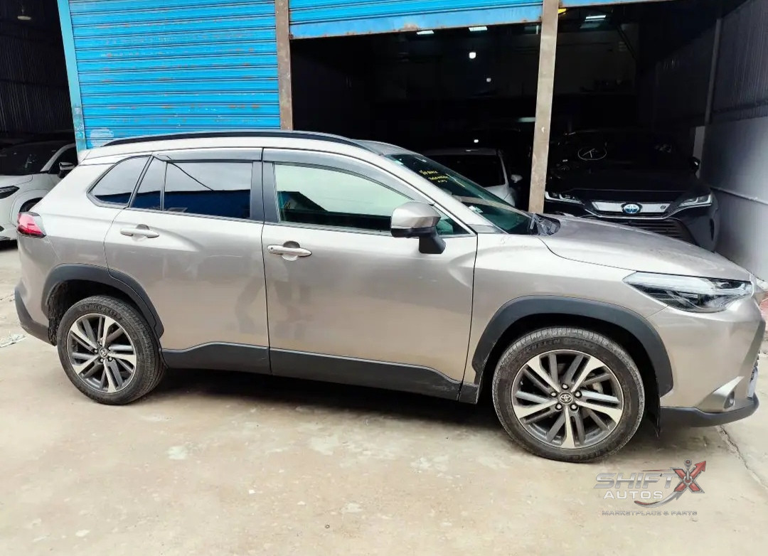 Corolla cross 2023 leather 360 CAM