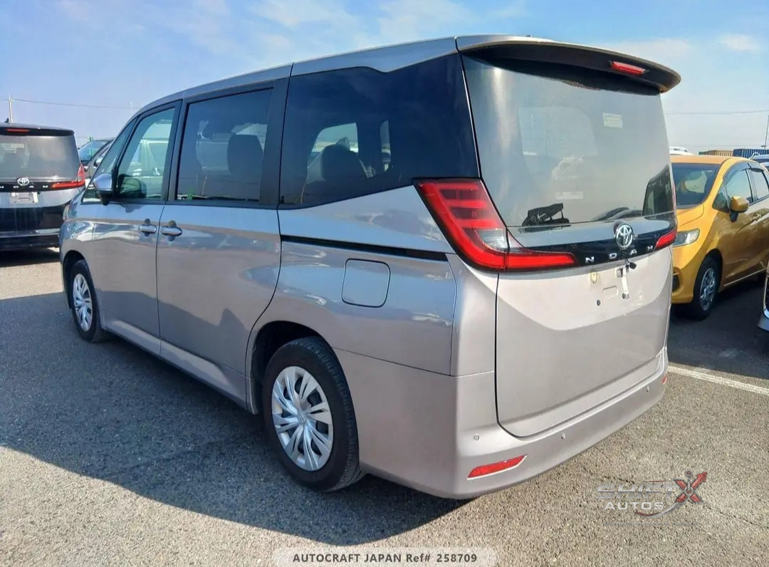 Noah Non Hybrid 2022