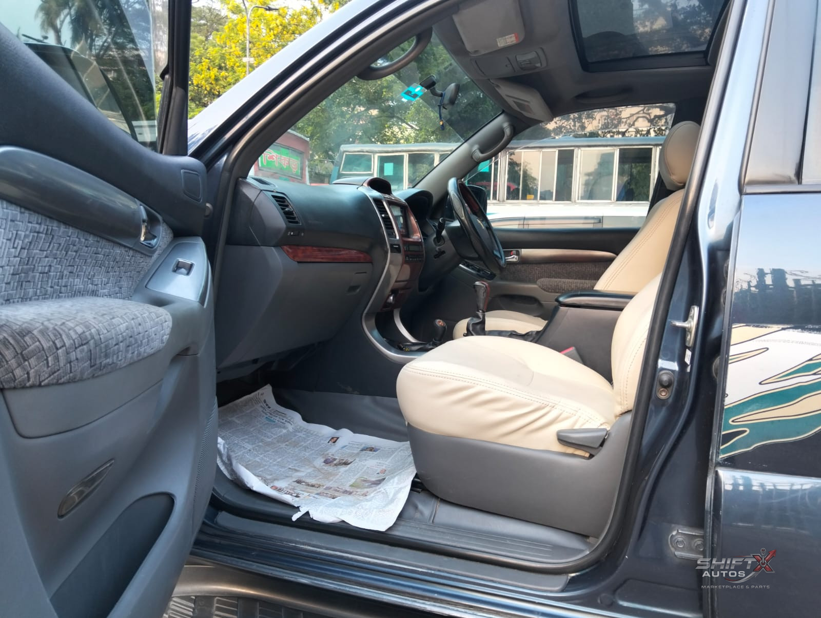 Toyota Prado 2004 model