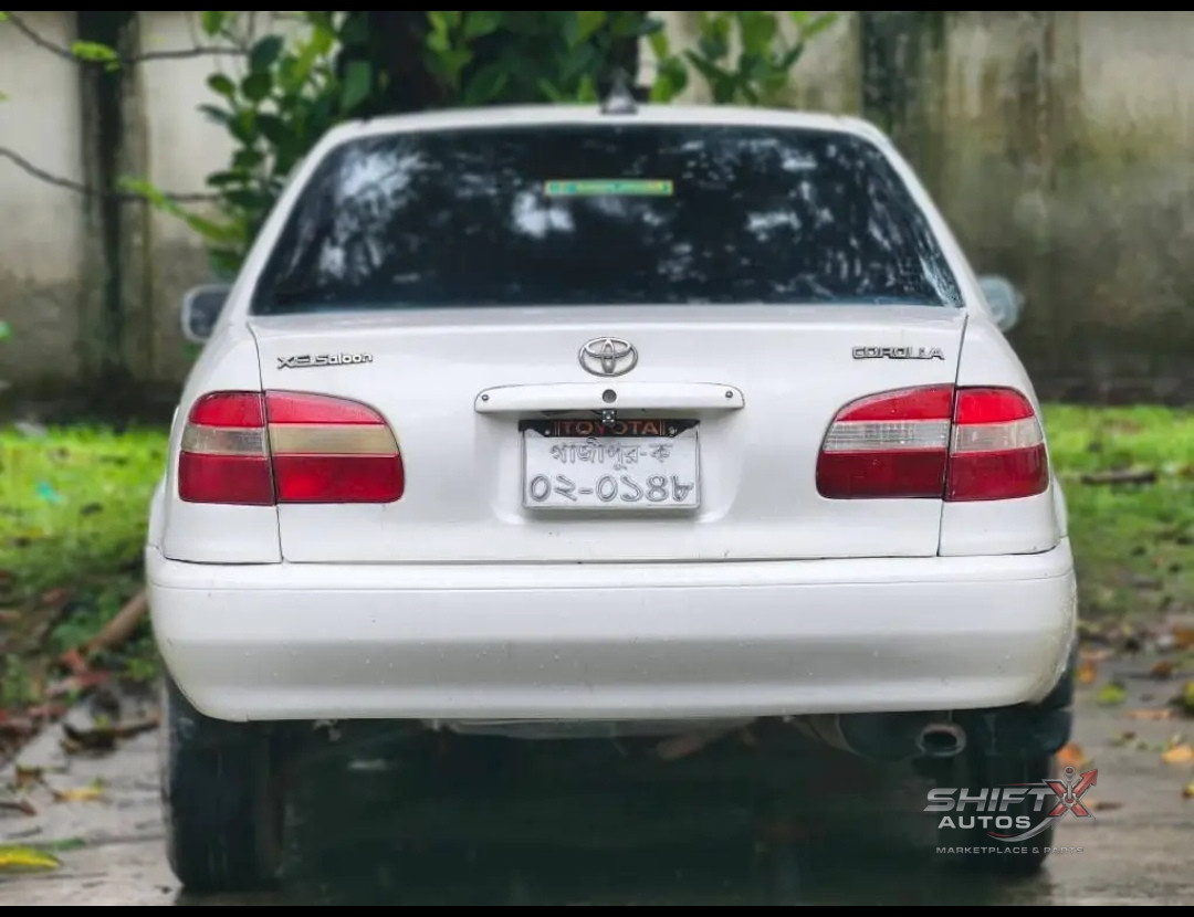 Toyota Corolla 111