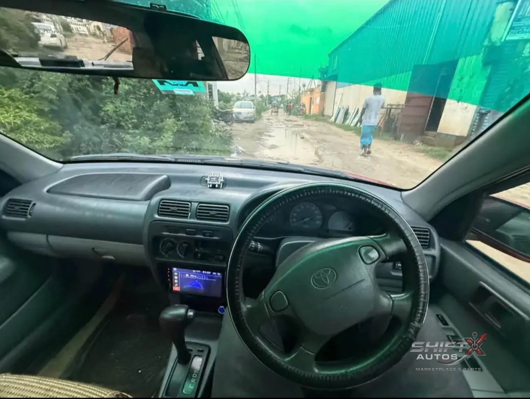 Toyota Starlet 1999