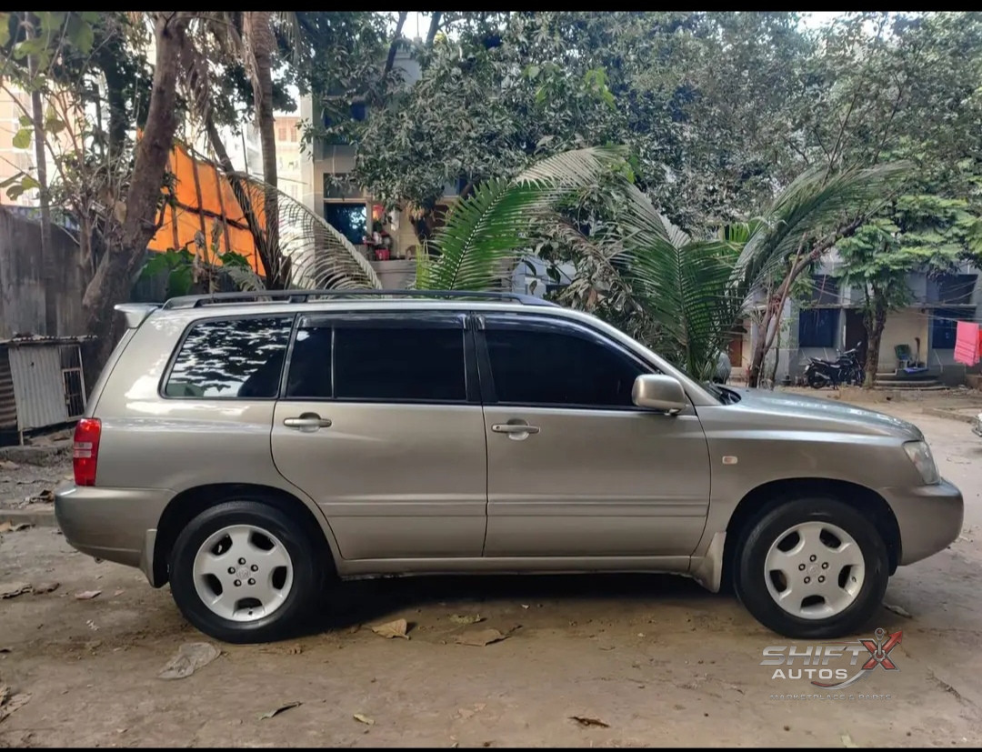 Toyota Kluger V