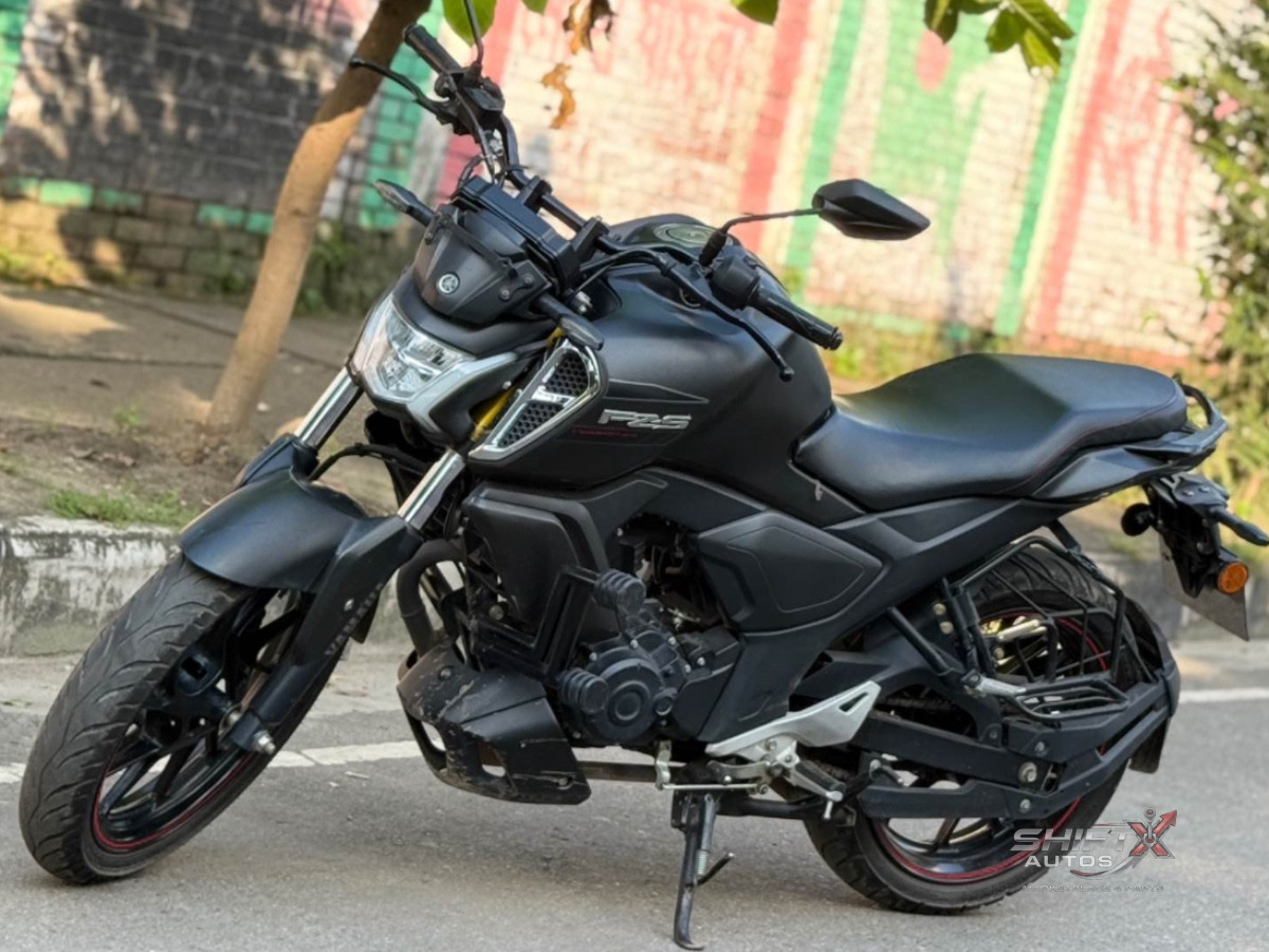 Yamaha FZ V4 2025