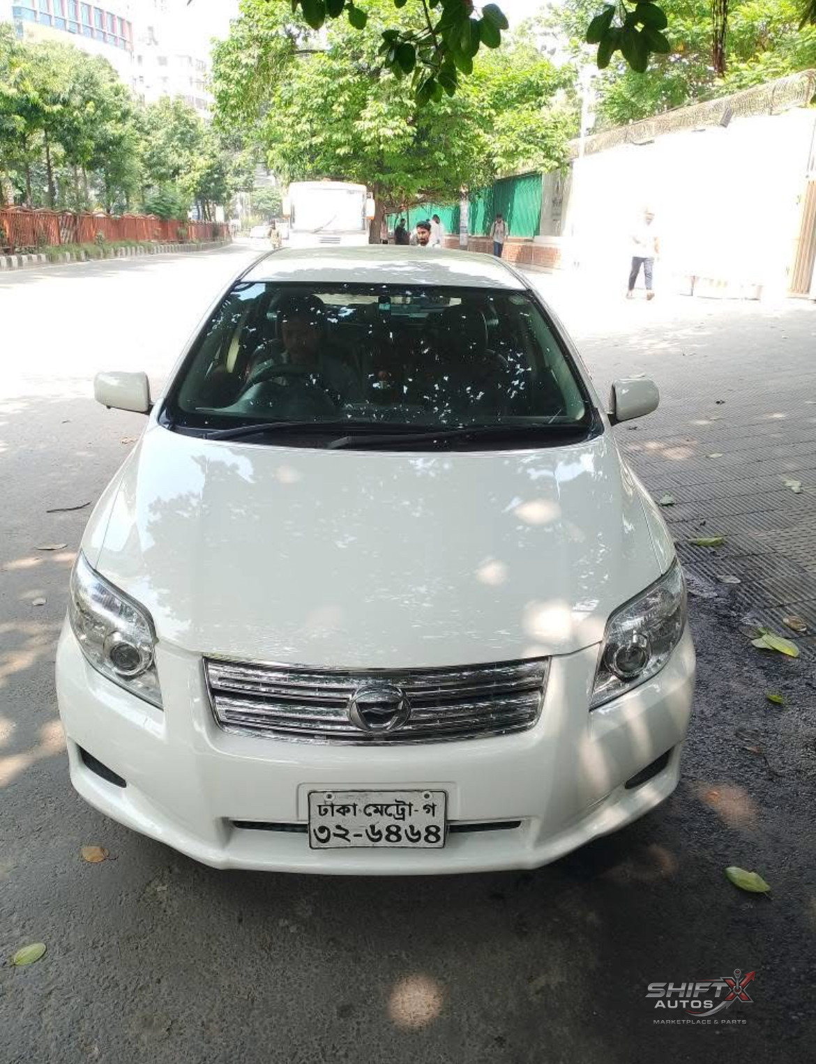 Toyota Axio Fielder 2012