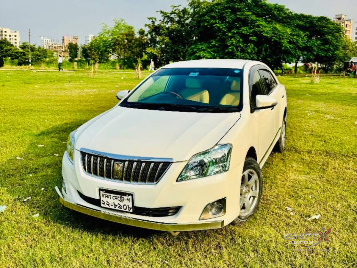 Toyota F Premio G Superior 2014