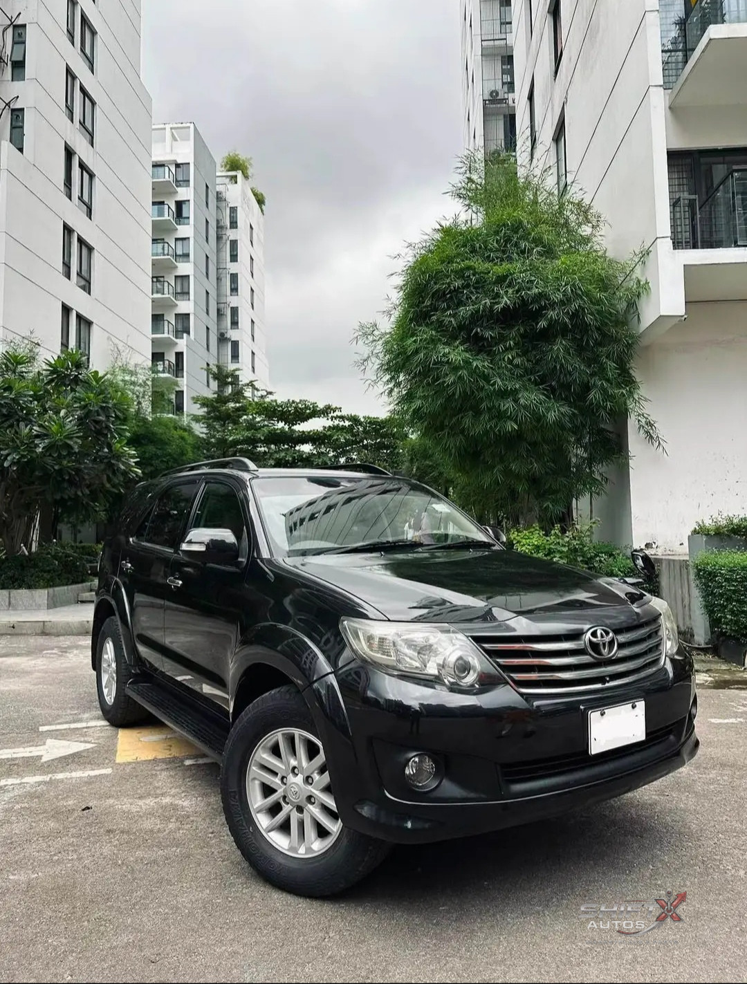 Toyota Fortuner V 2011