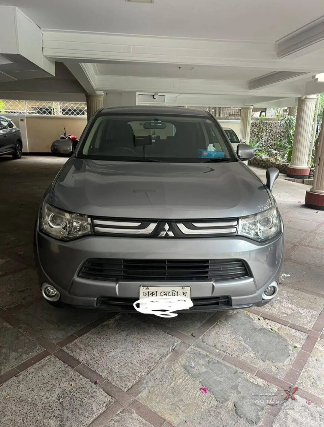Mitsubishi Outlander 2012 | 2.0L | AutomaticReg. 2018  Clean, Well-Maintained & Accident-Free