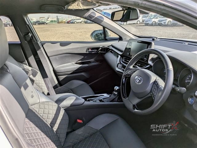TOYOTA CH-R 2020(G MODE NERO)