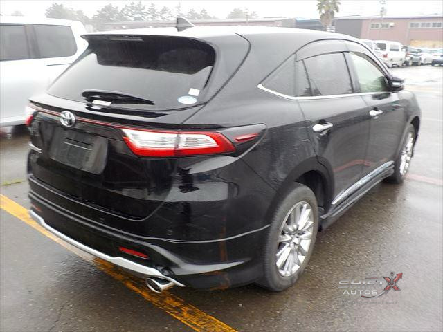 Toyota Harrier Premium 2019